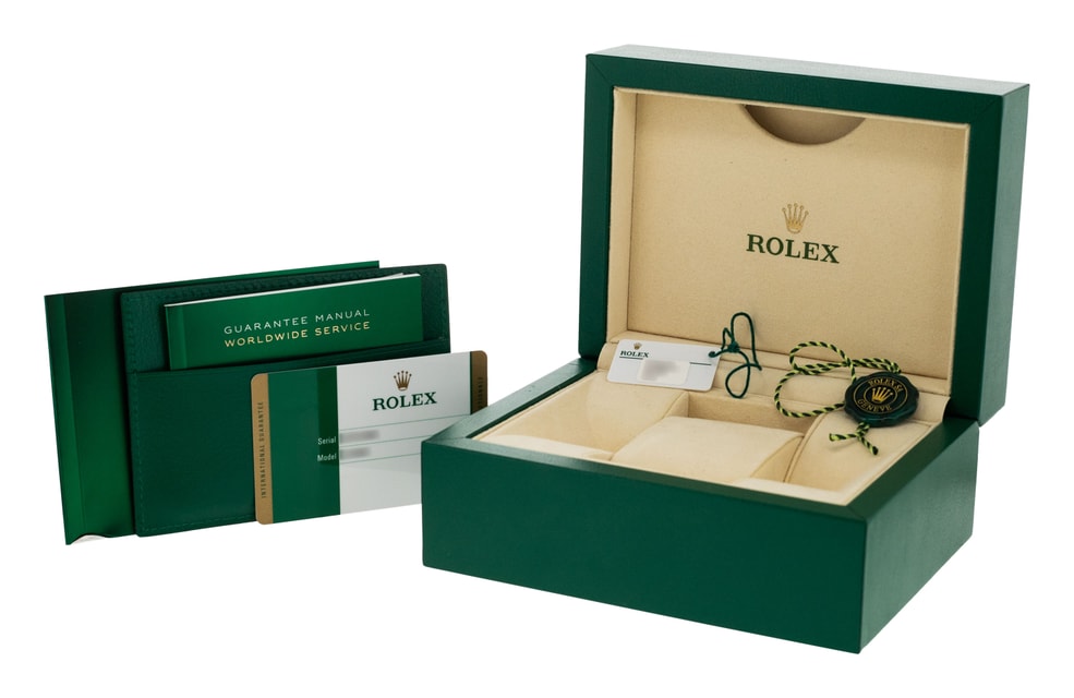 Rolex Oyster Perpetual 114300 Image 4